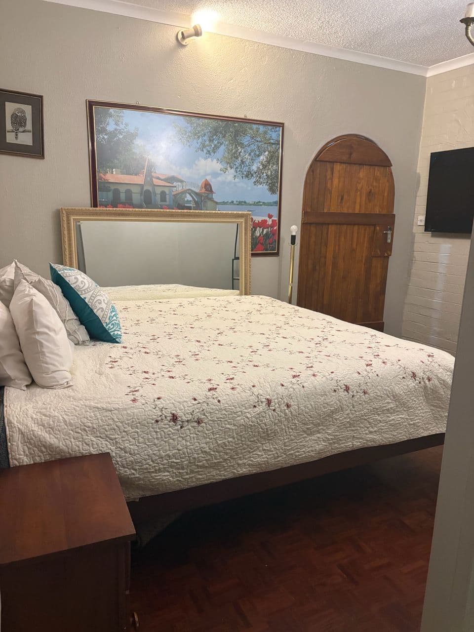 Homey Suite — main view